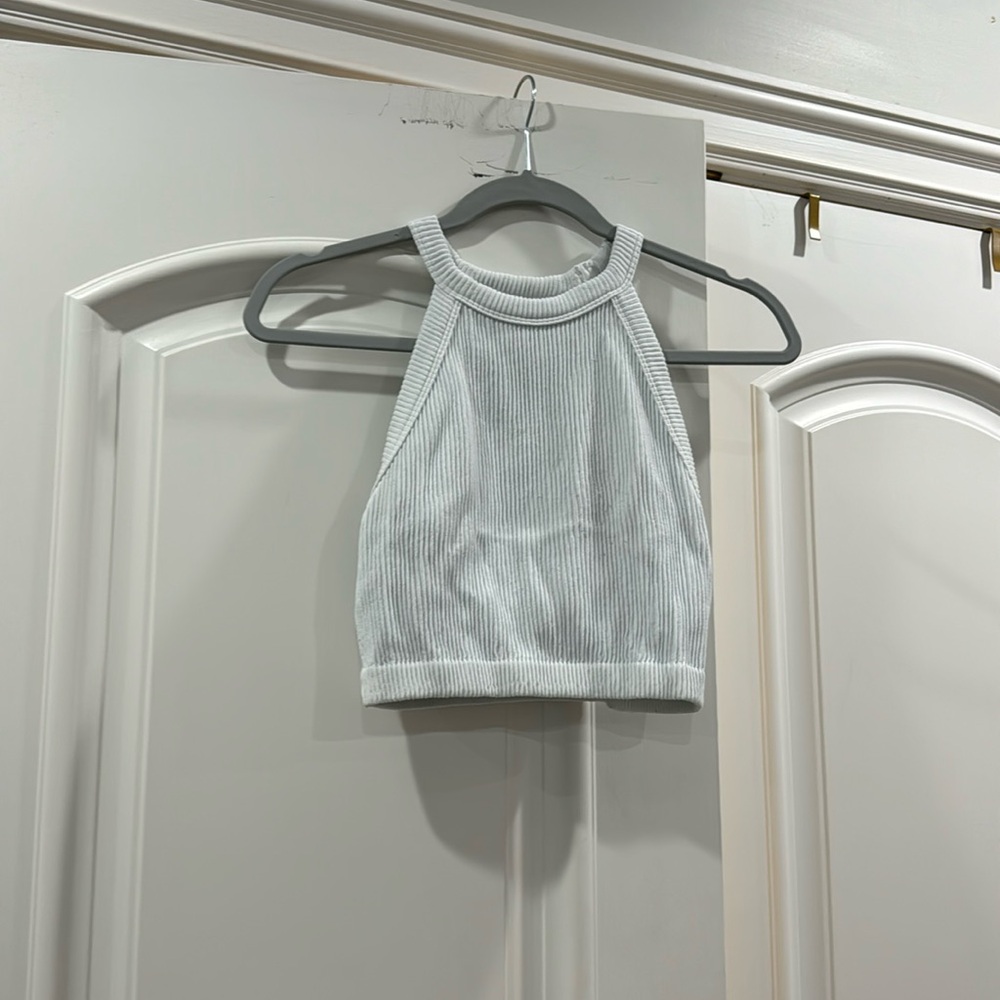 Really cute and comfortable top.